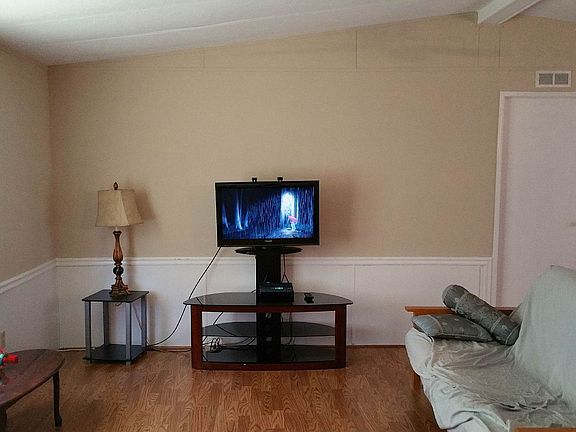 Laminate Wood Floor