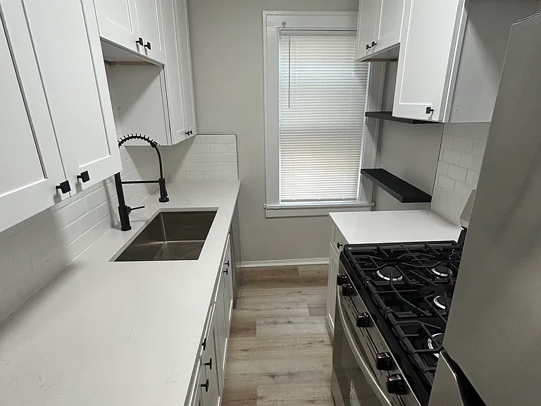 2373 Euclid Heights Blvd #4 — Photo 19