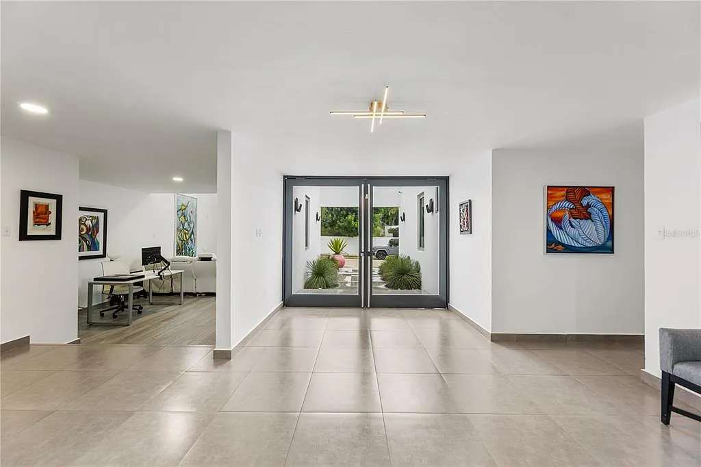 4 bed, 4.0 bath, 3500 sqft, $7,500 — Photo 4
