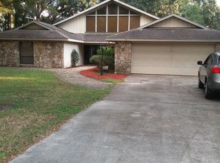 6711 Whiteway Dr, Temple Terrace, FL 33617