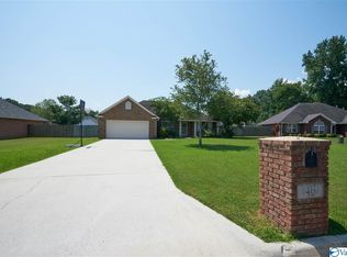 46 Walter Ln, Decatur, AL 35603