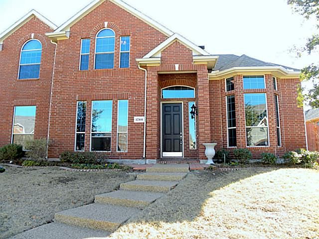 1st image of 1700 Mapleleaf Dr