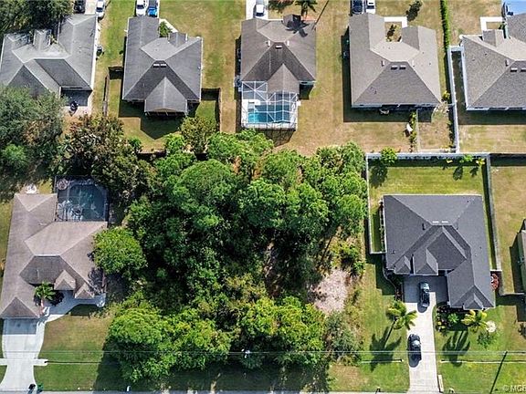 3rd image of 5930 NW Wolverine Rd