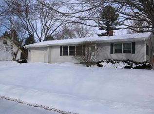 8 North St, Deerfield, WI 53531