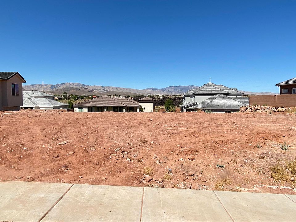 1st image of 1735 Desert Heights Dr #17