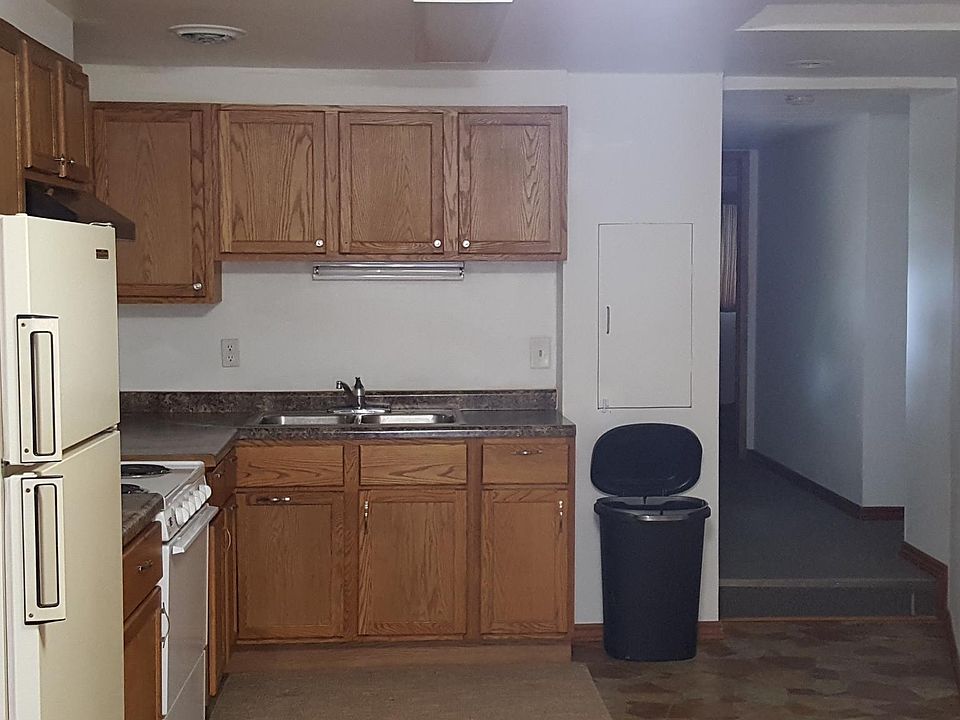 2nd image of 1407 W 5th St