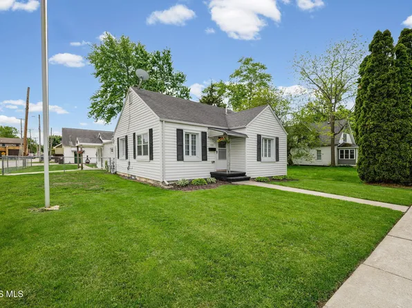 103 W 6th St, Genoa, OH 43430