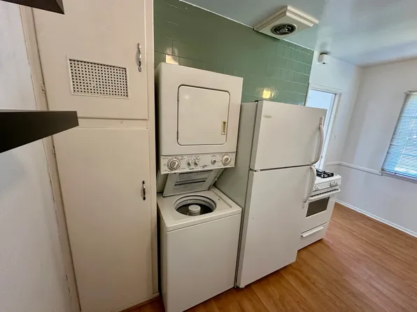 12204 Moorpark St #12204, Studio City, CA 91604