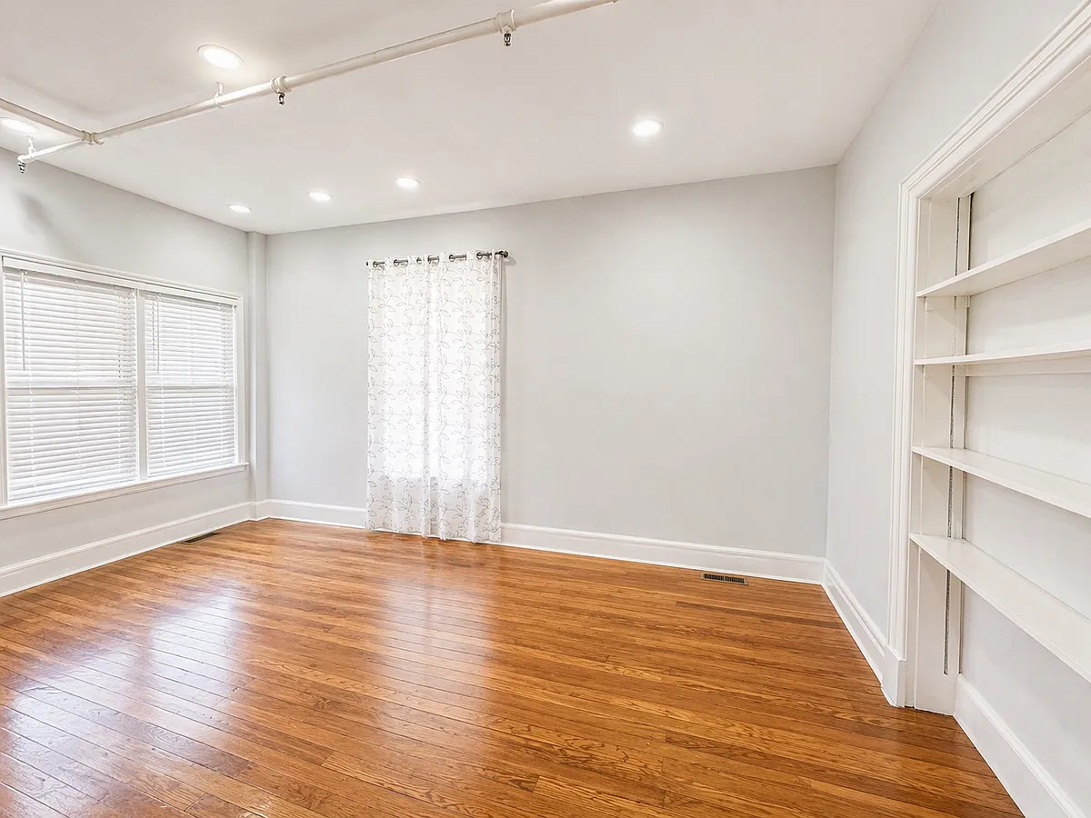living room - 1221 S 4th St #1