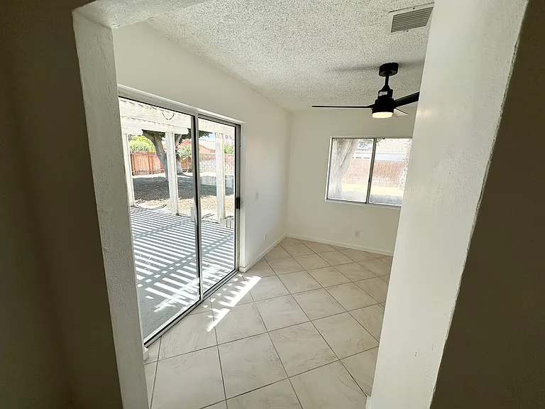 28821 Avenida Duquesa — Photo 17