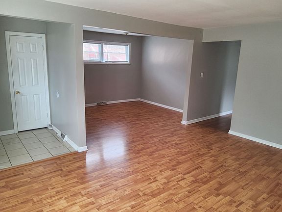 4th image of 12611 S Stewart Ave