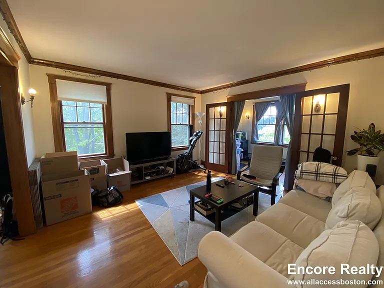 8 Worthington St #2 — Photo 1