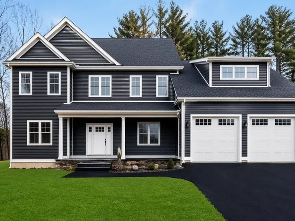 5 Gowing Ln, North Reading, MA 01864