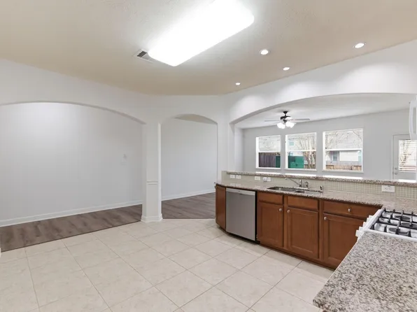 10510 Day Trail Ln, Spring, TX 77379