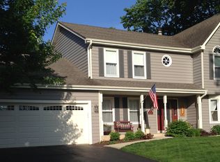 1231 Redfield Rd, Naperville, IL 60563