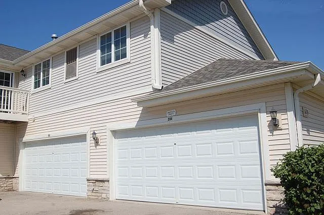 Southwind Prairie Apartment Homes — Photo 11