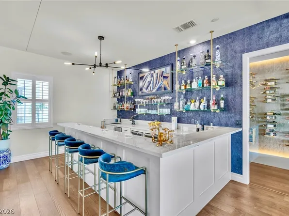 4660 Blushing Dawn Ave, Las Vegas, NV 89118