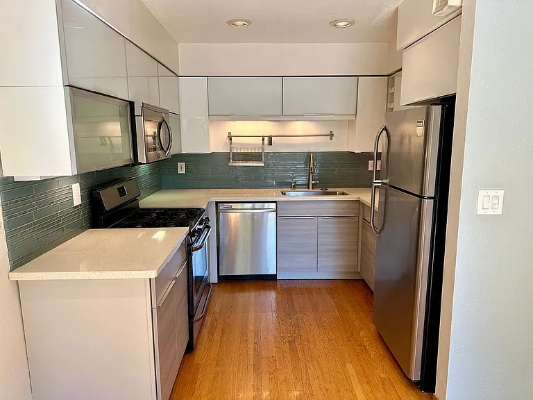 454 Poppy Pl — Photo 5