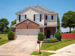 3402 Charterhall Ln, Charlotte, NC 28215