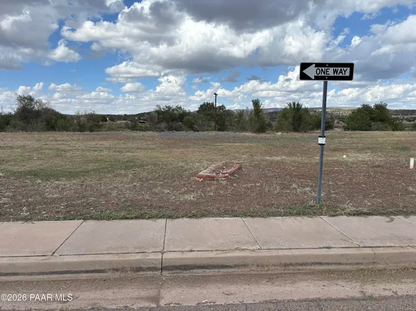 120 W Lewis Ave, Ash Fork, AZ 86320