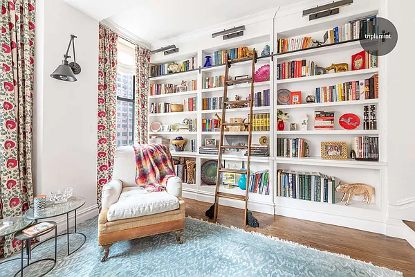 Sold by Triplemint | media 17