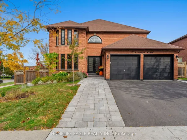255 Savage Rd, Newmarket, ON L3X 1S1