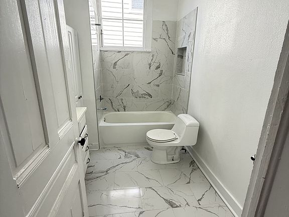 2nd image of 4129-31 Prytania Top Right