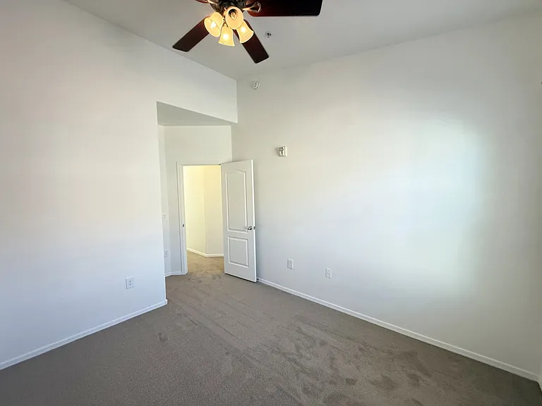240 W Juniper Ave #1027 — Photo 13