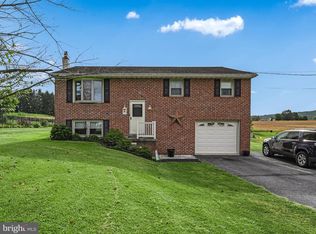 314 Reinholds Rd, Denver, PA 17517