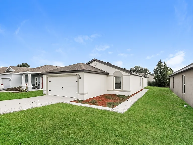 465 Kensington View Dr — Photo 2