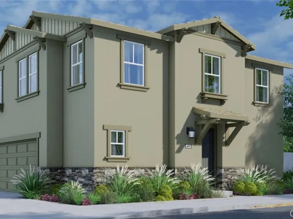 2557 Gunner Ridge Way, Rialto, CA 92377