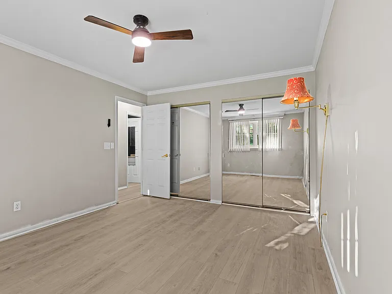 211 Crocker Dr #1-B — Photo 19