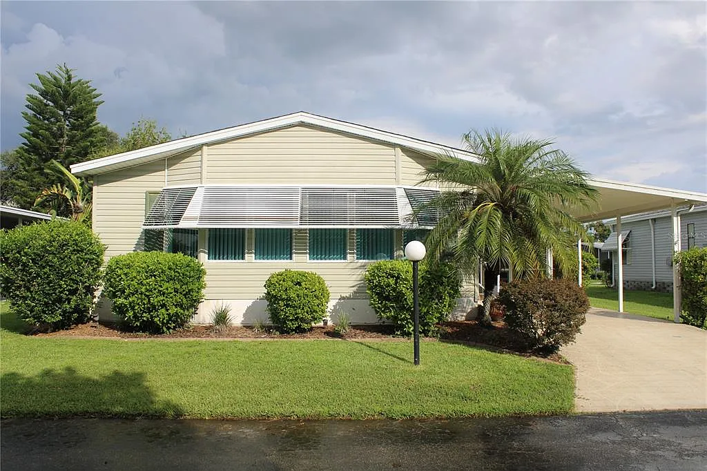 2 bed, 2.0 bath, 1404 sqft, $1,895 — Photo 1
