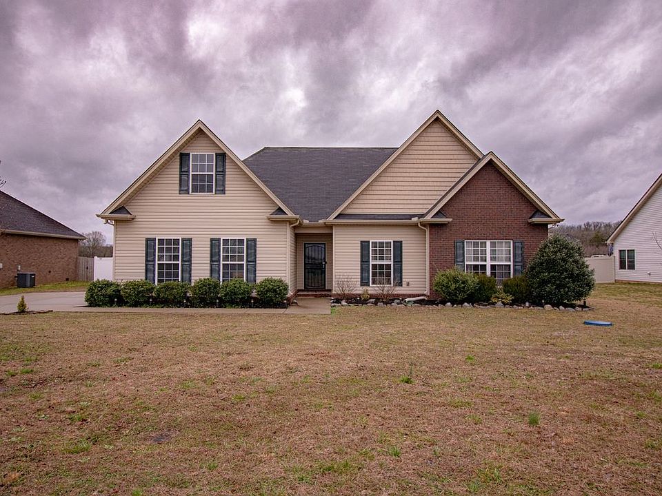 1st image of 1101 Starhurst Dr