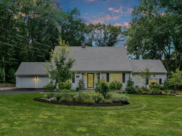 201 Minnechaug Drive, Glastonbury, CT 06033