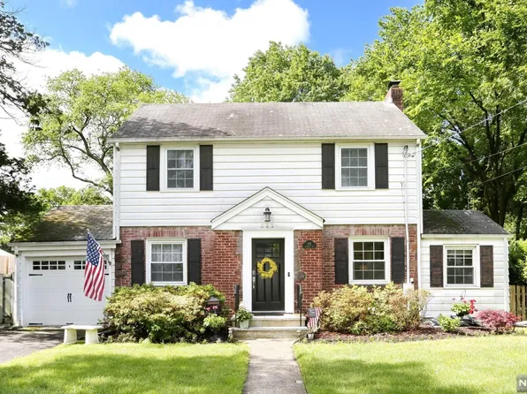 151 Manning Ave, River Edge, NJ 07661