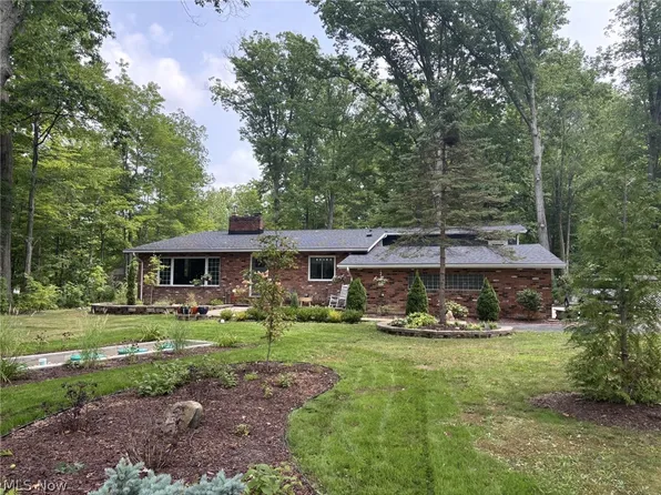 11385 County Line Rd, Chesterland, OH 44026