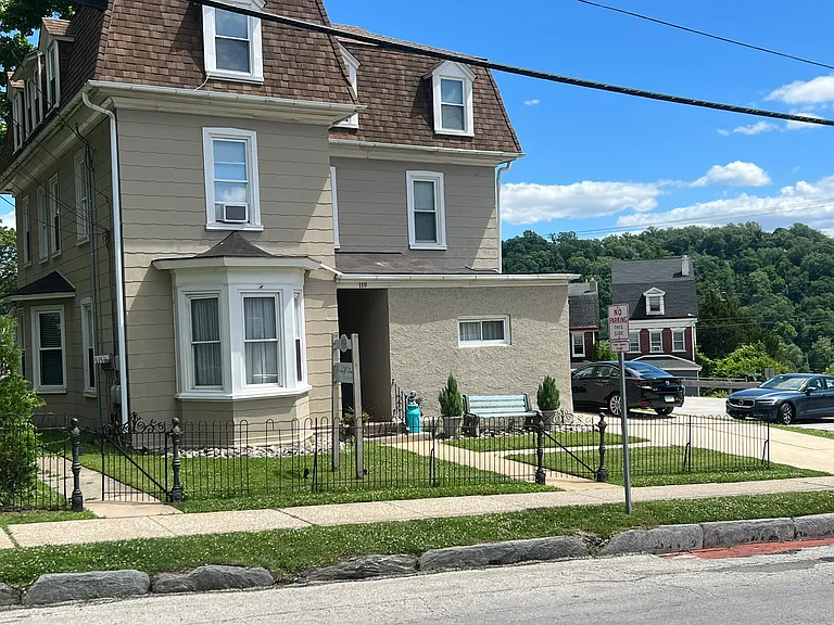 119 Harry St #3 — Photo 9