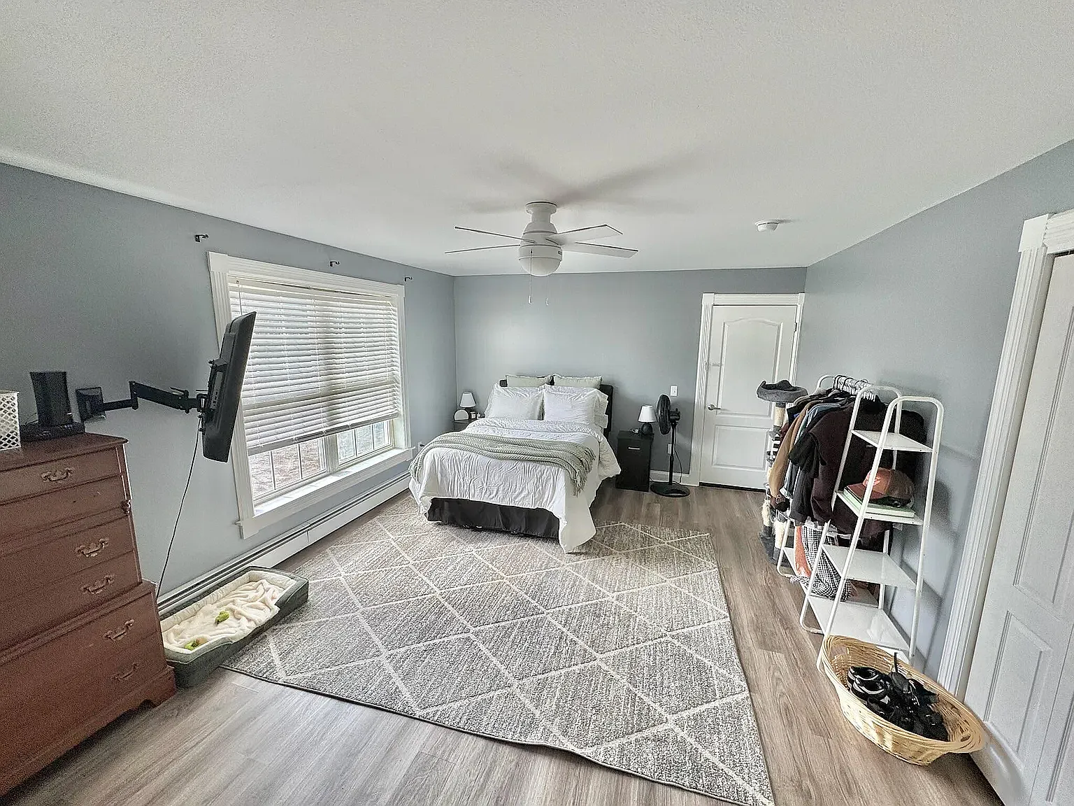 1 bed, 1000 sqft, $1,750 — Photo 4