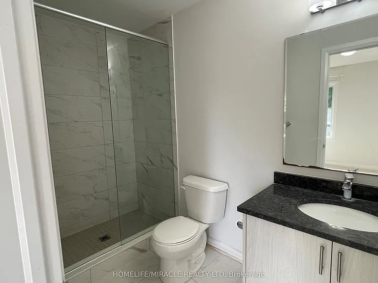 51 Sparrow Ave #20 — Photo 17