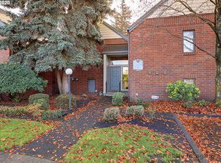 15055 NE Sacramento St UNIT 75, Portland, OR 97230