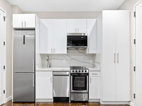 2nd image of 140 E 17th St #5M