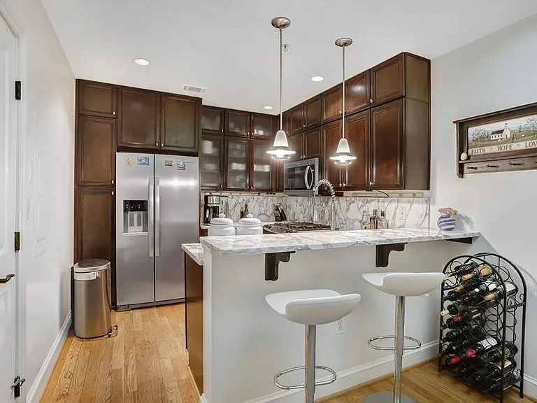 1323 Clifton St NW #13 — Photo 5