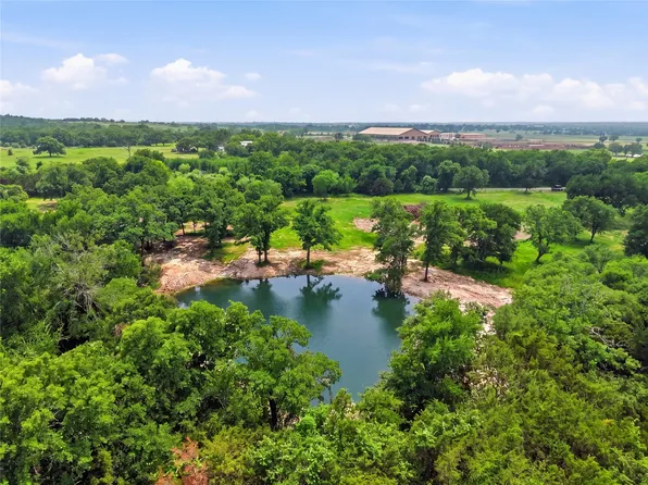 Manley Ln, Weatherford, TX 76088