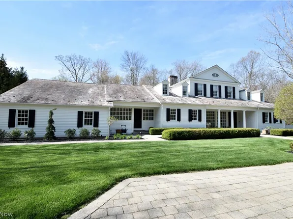 2160 Heritage Trl, Poland, OH 44514