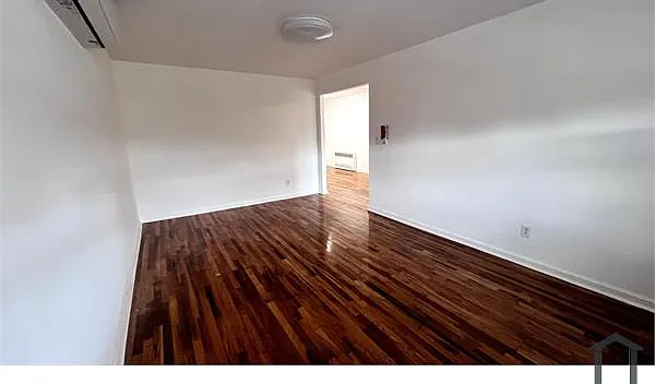 2033 Strang Ave #2 — Photo 13
