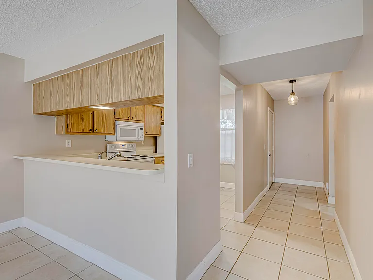 601 Sabal Ridge Cir #A — Photo 9