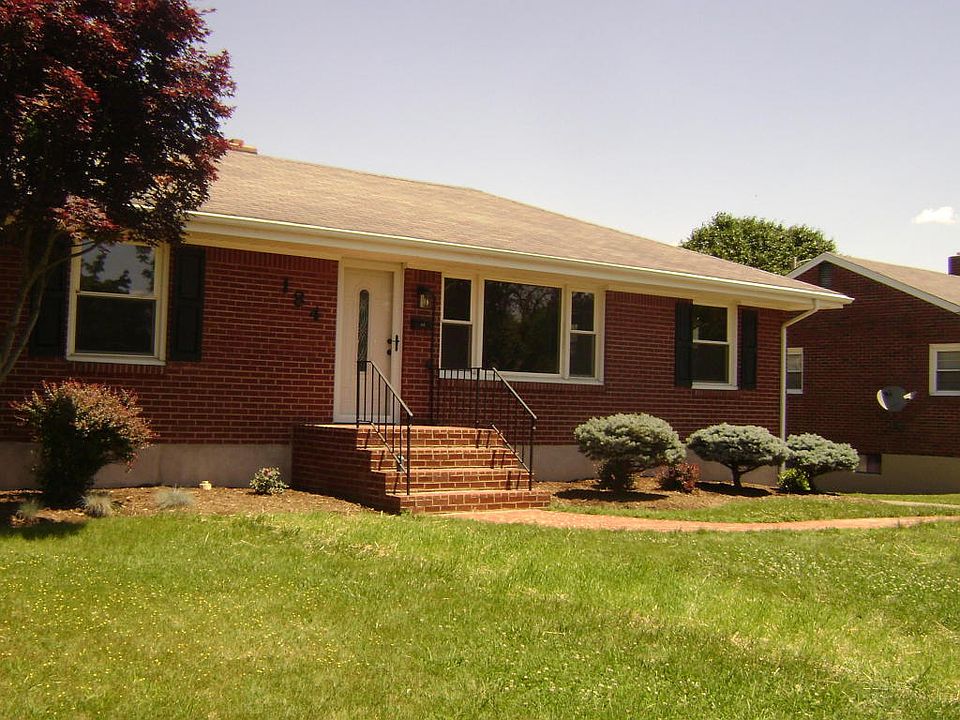 1st image of 184 Hurst Ave NE