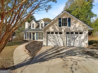 5049 Holly Hock Dr, Flowery Branch, GA 30542