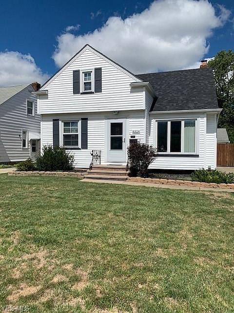 1st image of 8304 Salisbury Dr